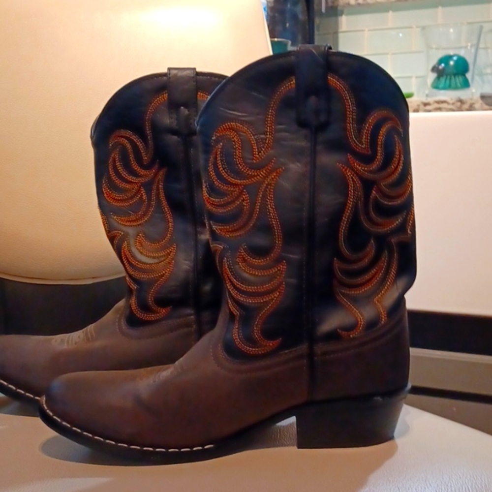Boys cowboy boots